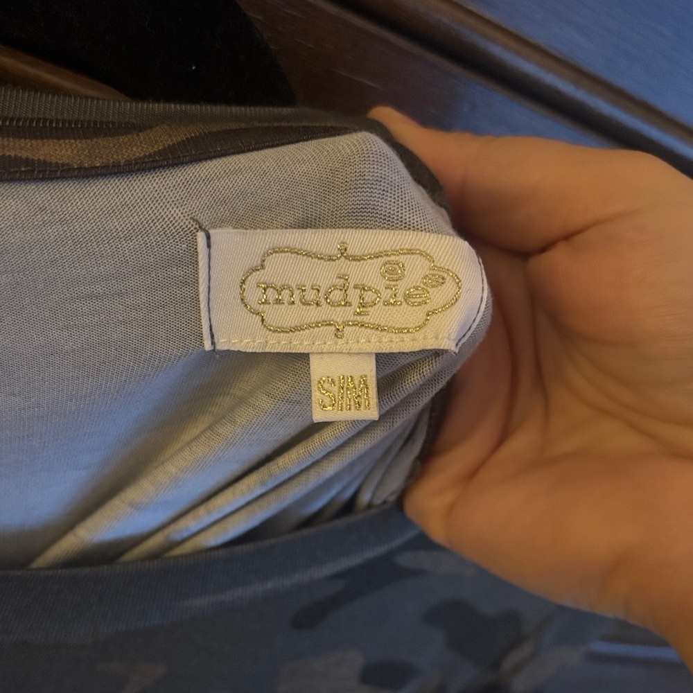 Mud Pie Camouflage Tunic Top - Picture 2 of 2